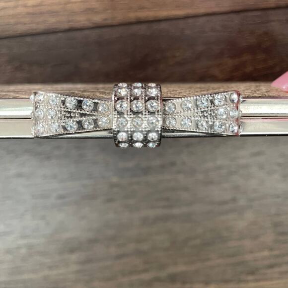 NWOT I.N.C. International Concepts Carolyn Snake Embossed Gold Clutch - Picture 4 of 10